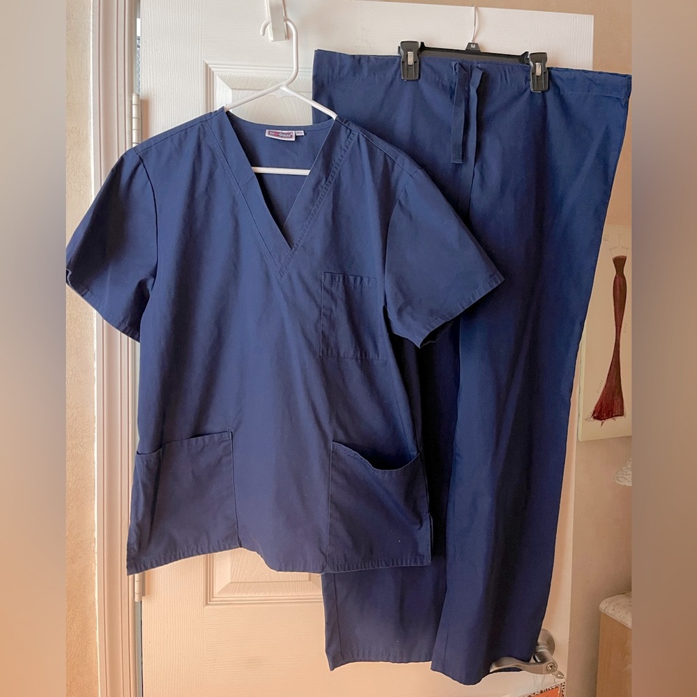 Unisex Sivvan Size M Navy Scrubs - Classic V-Neck Top & Drawstring Pants Set